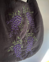 藤花刺繍　ラウンドトートバッグ